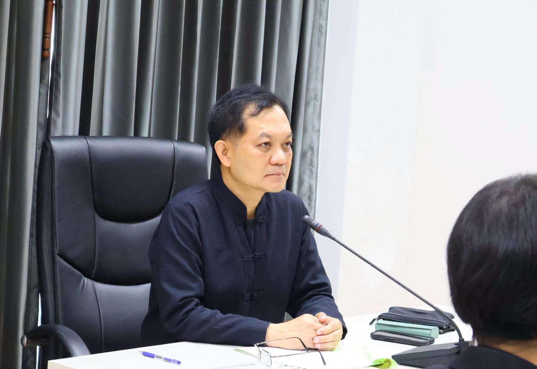 รอง ผวจ.นราธิวาส ประชุมเพื่อสรรหาผู้ทรงคุณวุฒิในคณะกรรมการจัดรูปที่ดินเพื่อพัฒนาพื้นที่ส่วนจังหวัดนราธิวาส